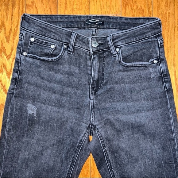 ZARA Charcoal Black Skinny Ankle Jeans With Side Lace Up Detailing Size 4 - Picture 2 of 9